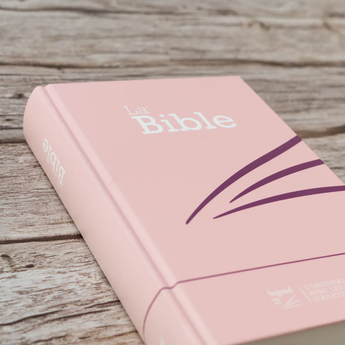 Bible Segond 21 compacte - Couverture rigide rose guimauve