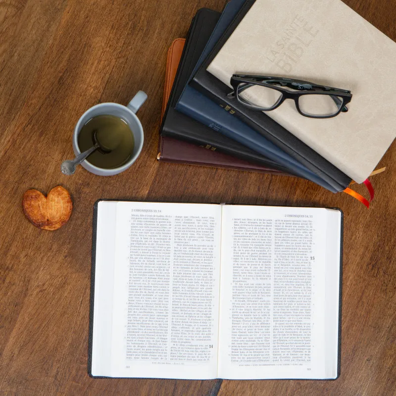 Bible Darby édition de Rolle, grand format, cuir noir sans rebord, souple, tranche dorée