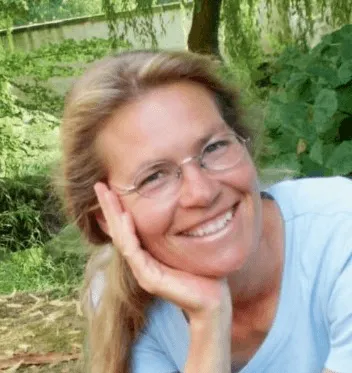 Freudenberg Esther